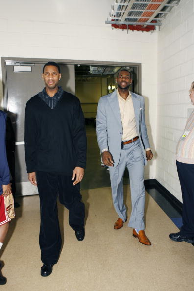 推动东方 推动东方